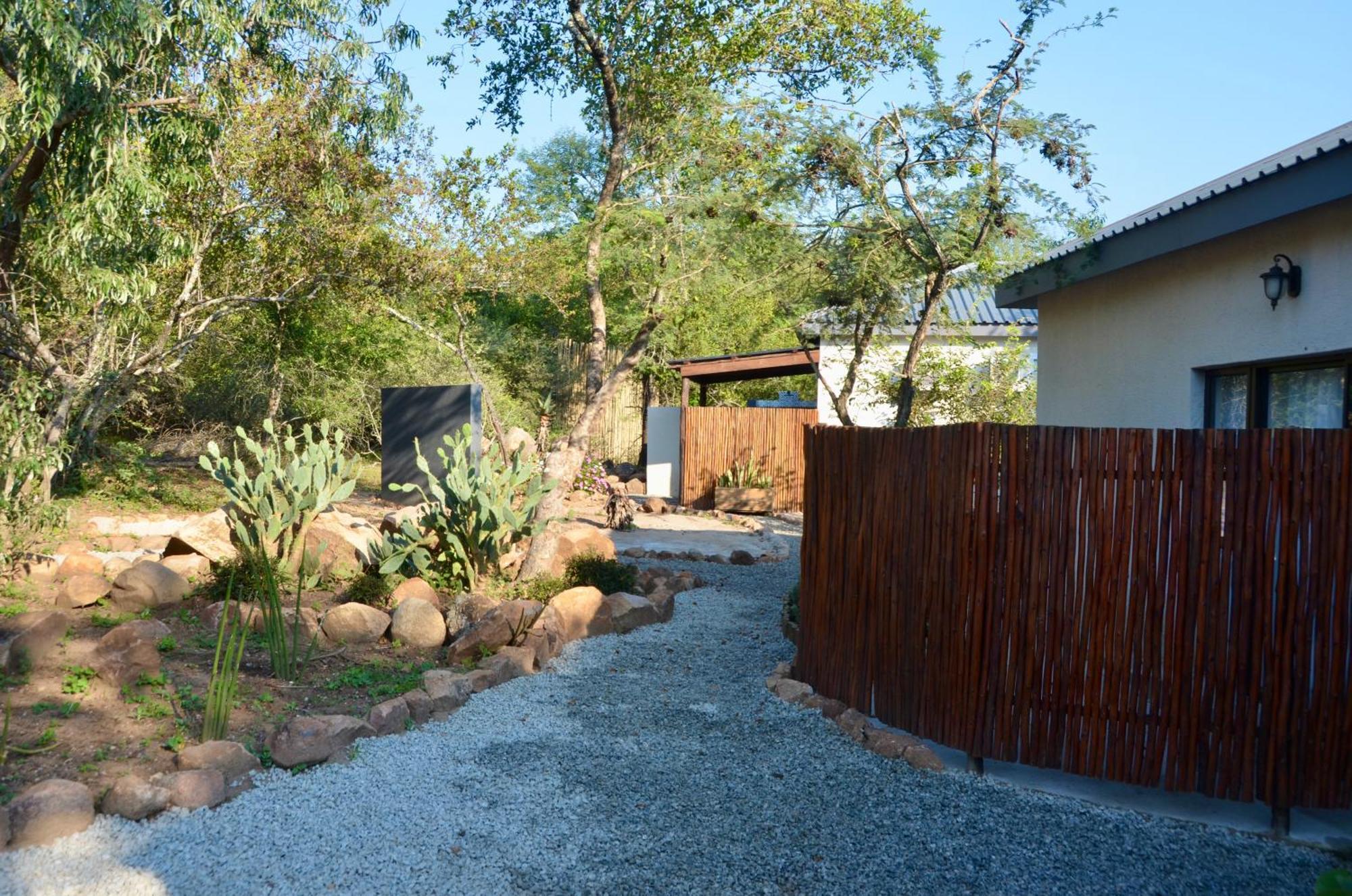 Kholiwe On Kruger Lodge & Safaris Marloth Park Exterior foto